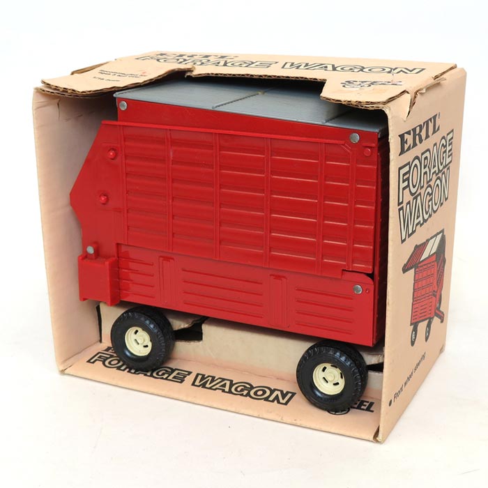 1/16 Red Steel & Plastic Forage Wagon