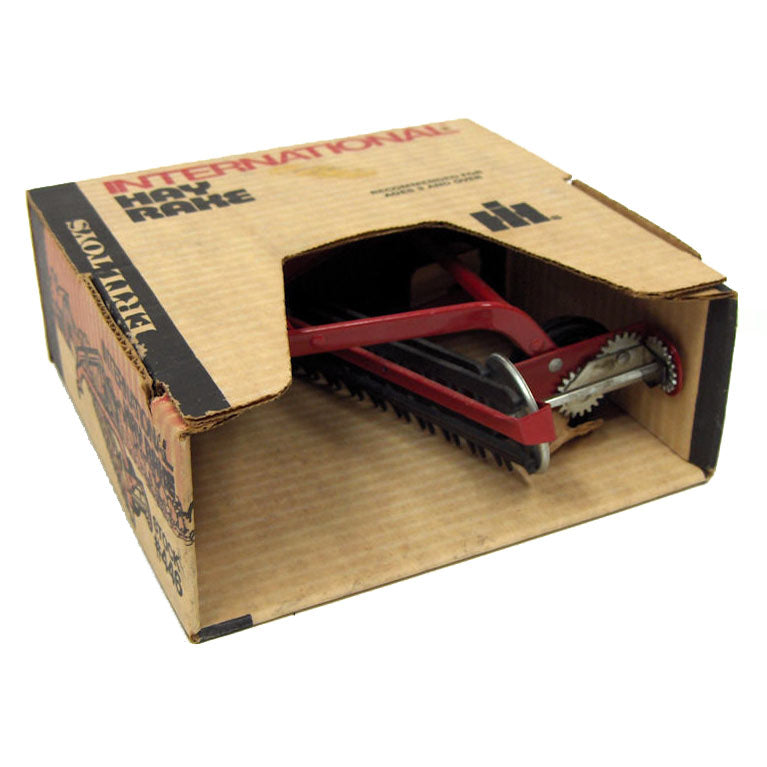 1/16 International Red Hay Rake, Made in the USA by ERTL