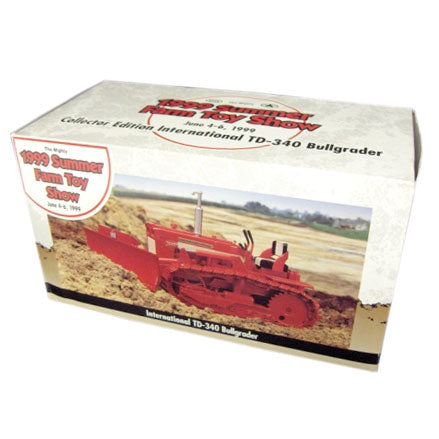 1/16 IH TD-340 Bullgrader with Blade by ERTL, 1999 Summer Farm Toy Show
