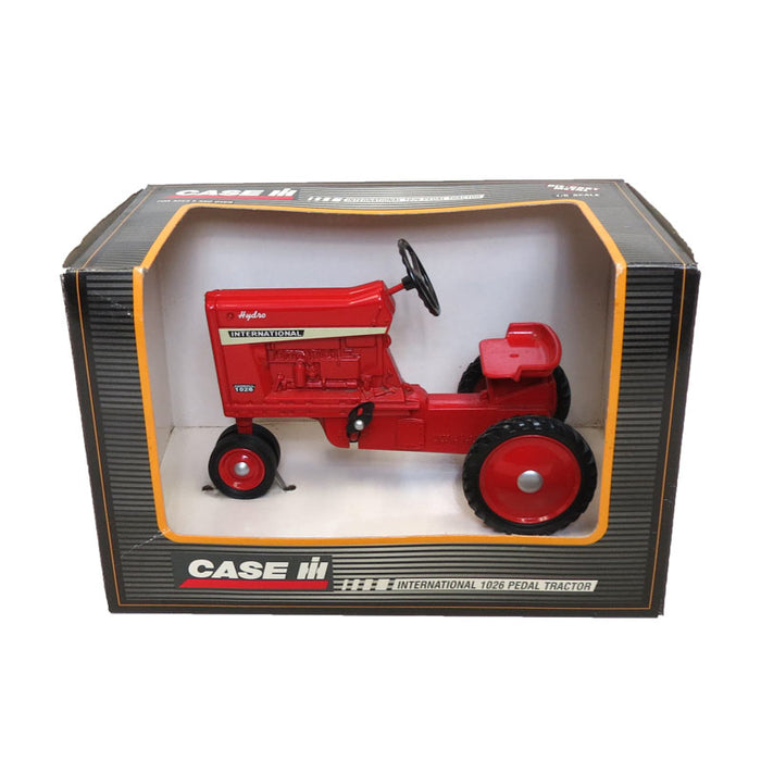 1/6 Case IH 1026 Pedal Tractor Replica by ERTL