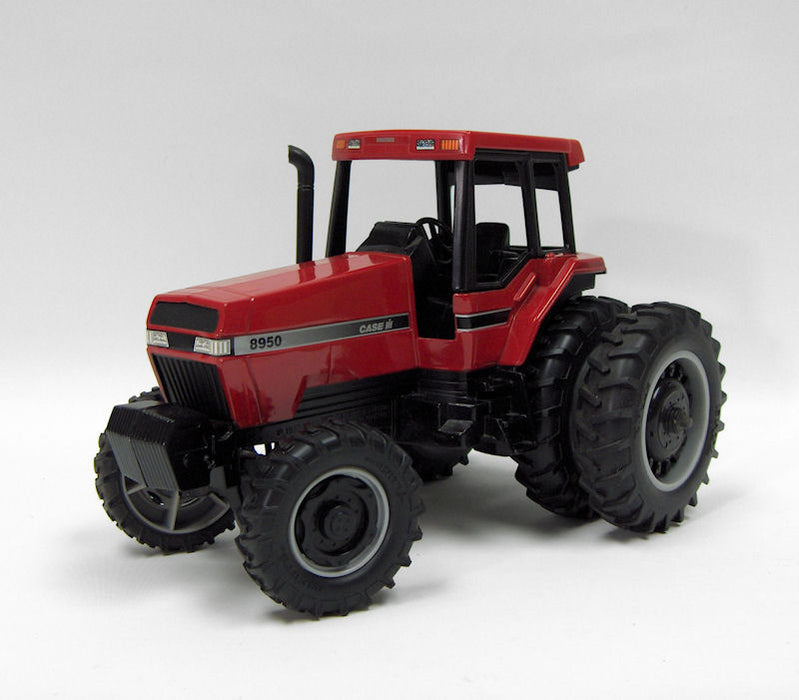 1/16 Collector Edition Case IH 8950 Magnum with Rear Duals & MFD