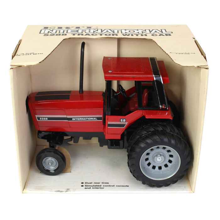 1/16 International 5288 2WD Tractor with Rear Duals