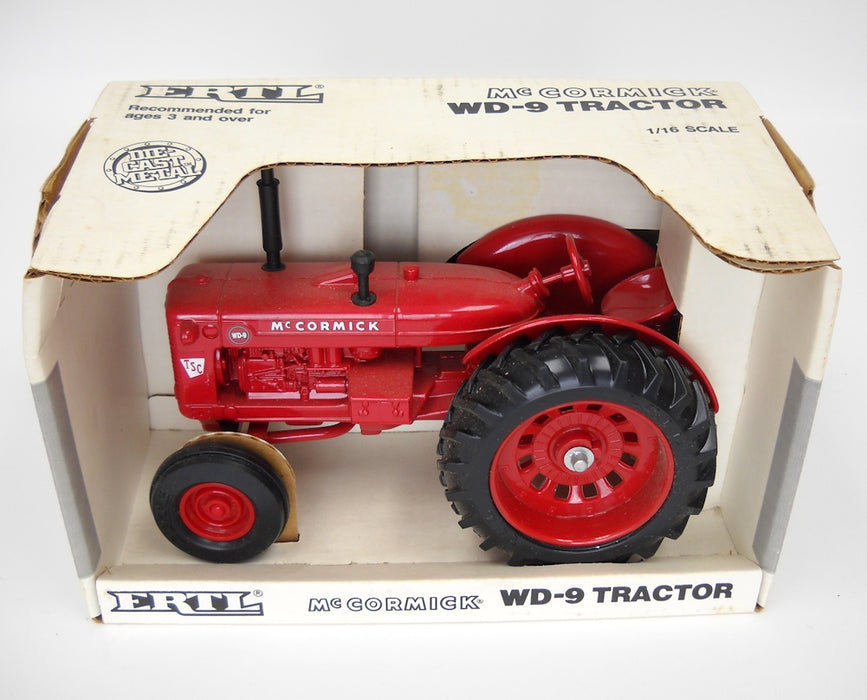 1/16 McCormick WD-9 TSC 1992 Special Edition by ERTL