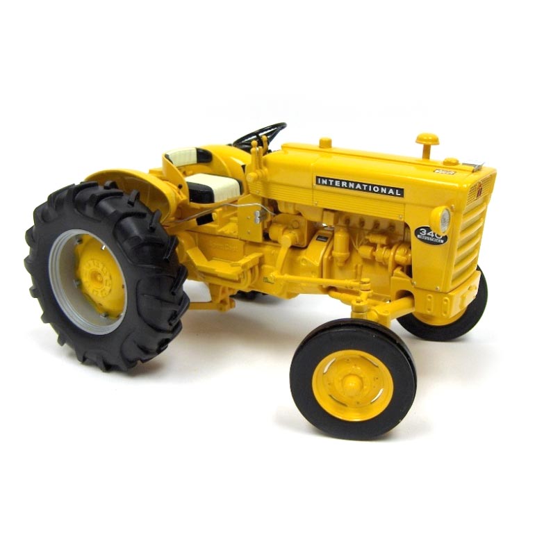 1/16 Industrial Farmall 340 Gas Tractor with Wide Front