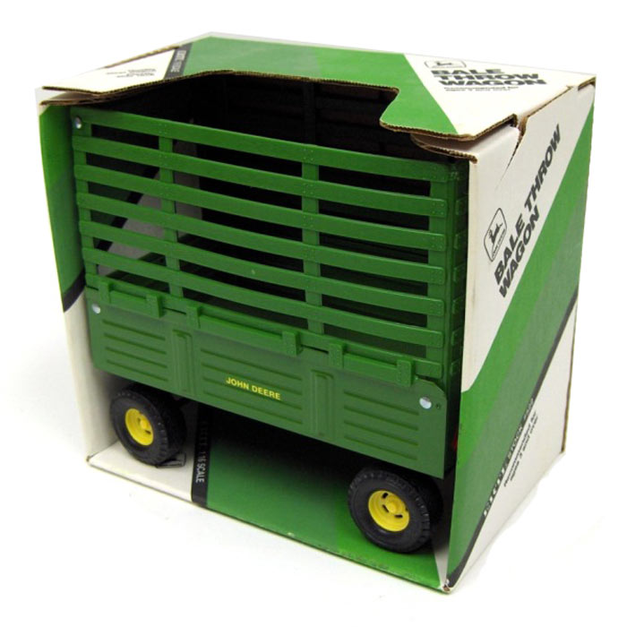 1/16 John Deere Bale Wagon - Older Edition by ERTL