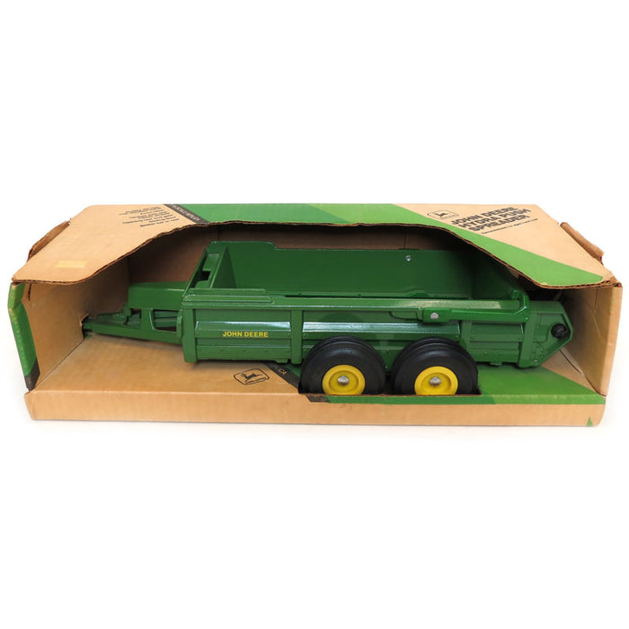 1/16 John Deere Hydra-Push Spreader