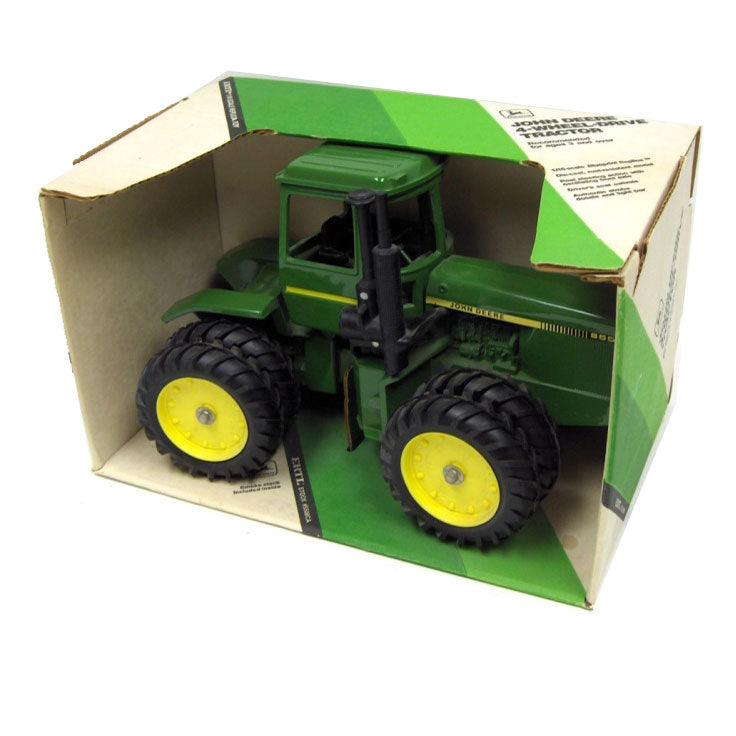 1/16 John Deere 8650 4WD Tractor with Duals, 1982 Collector Edition