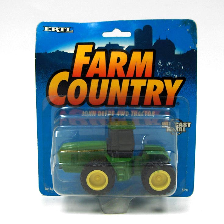 1/64 John Deere 8870 4WD Tractor with Duals by ERTL