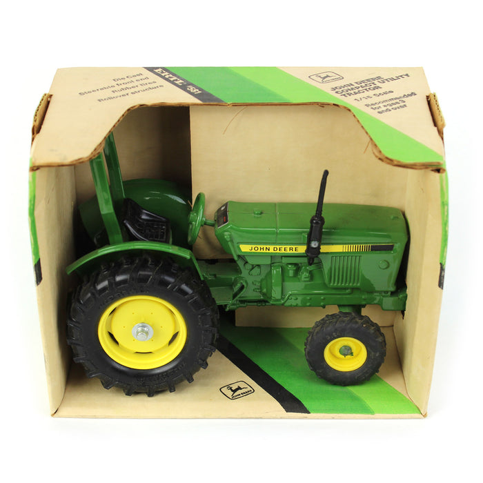 1/16 John Deere (950) Utility Tractor with ROPS & MFD (No Model Number)