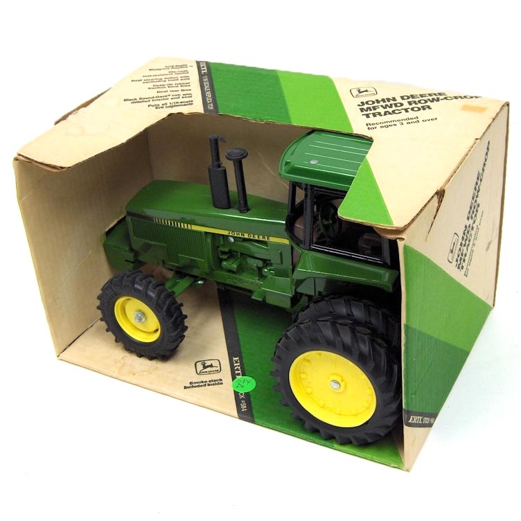 1/16 John Deere Tractor 4850 (No model Number) with Duals by ERTL
