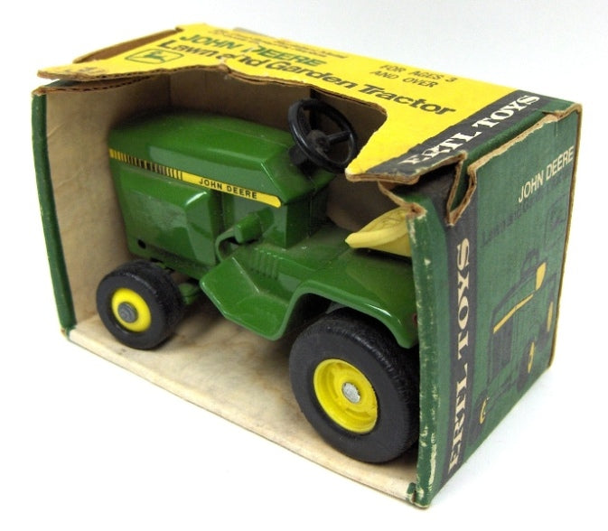 1/16 John Deere Lawn & Garden Tractor (No Model #), Made in the USA by ERTL