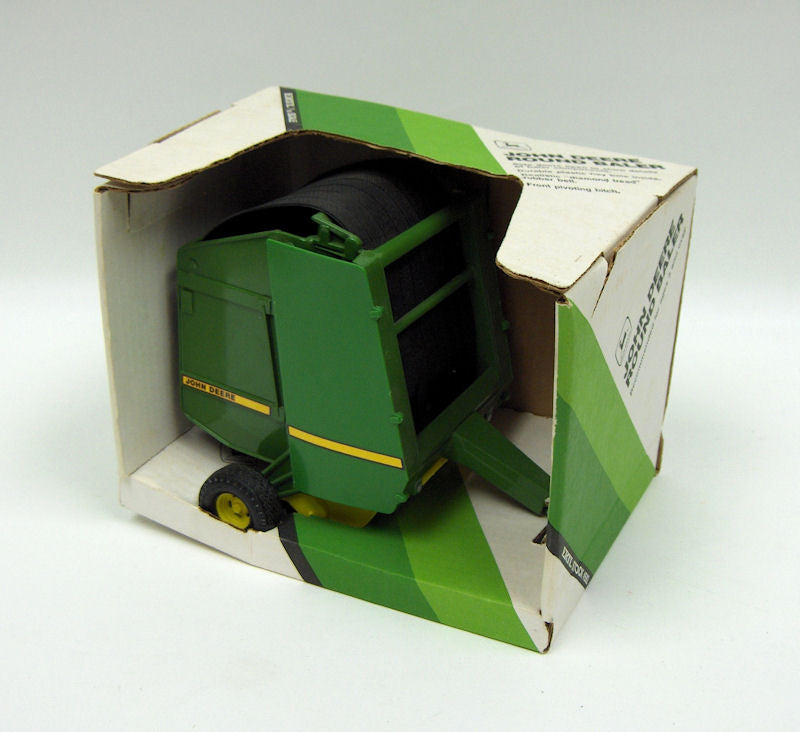 1/16 John Deere Round Baler in Old Style Box by ERTL