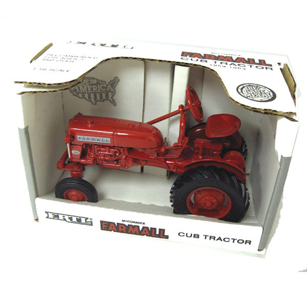 1/16 IH McCormick Farmall 1959-1963 Cub, 3rd in Series