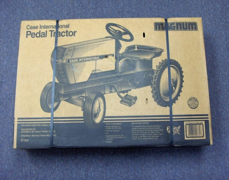 Case International 7130 Magnum Pedal Tractor by ERTL