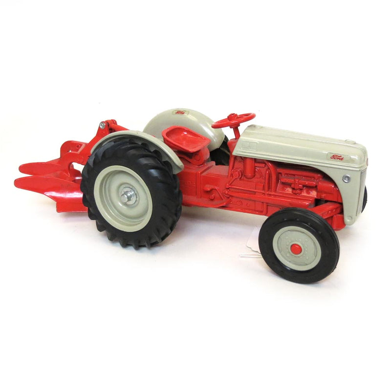 (B&D) 1/16 Ford 8N with 2 Bottom Plow by ERTL - Damaged Box