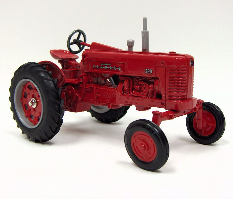 1/16 Limited Edition IH Farmall 300 Wide Front, 1995 Southern Indiana Toy Show