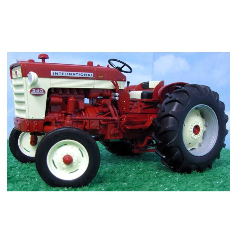 1/16 High Detail International 340 Diesel, 2007 Lafayette Farm Toy Show