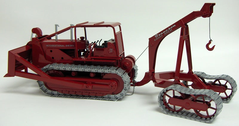 1/25 High Detail International Harvester TD-24 Diesel Crawler with Karry Arch