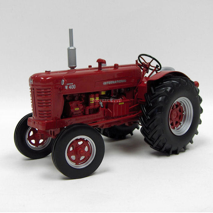 1/16 International Harvester Farmall W400D Tractor Limited Edition by SpecCast, 2010 Red Power Round Up Edition
