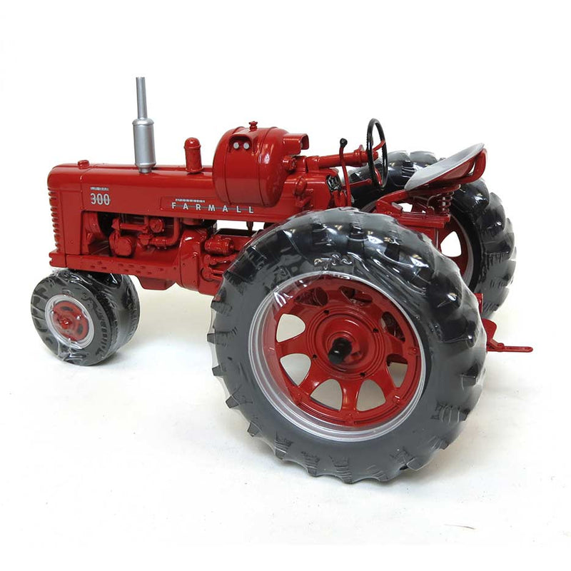1/16 High Detail IH Farmall 300 LPG Narrow Front