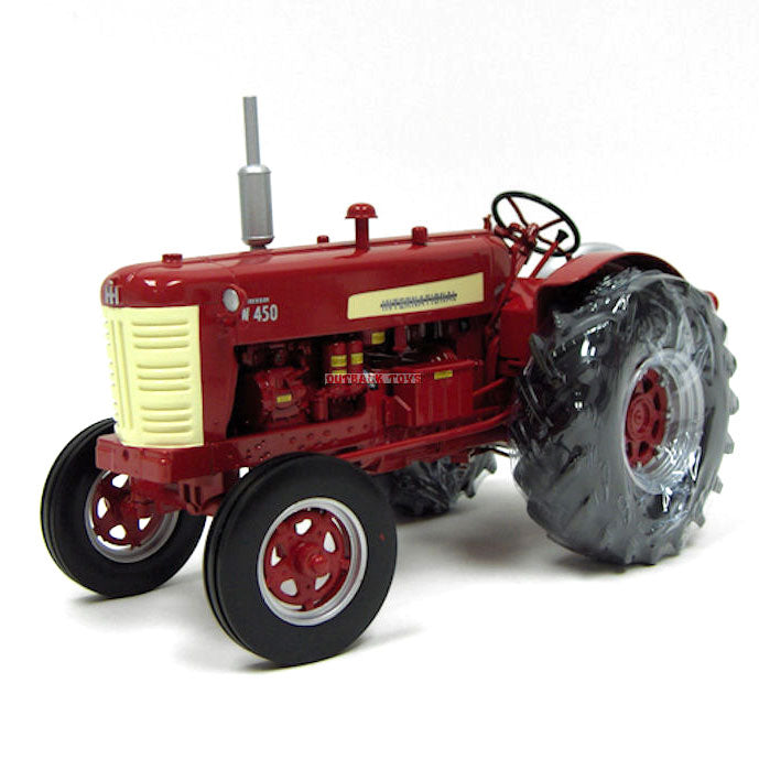 1/16 High Detail International Harvester Farmall W450 Diesel Tractor by SpecCast