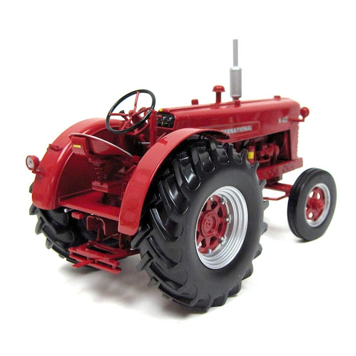 1/16 International Harvester W400 Gas High Detail