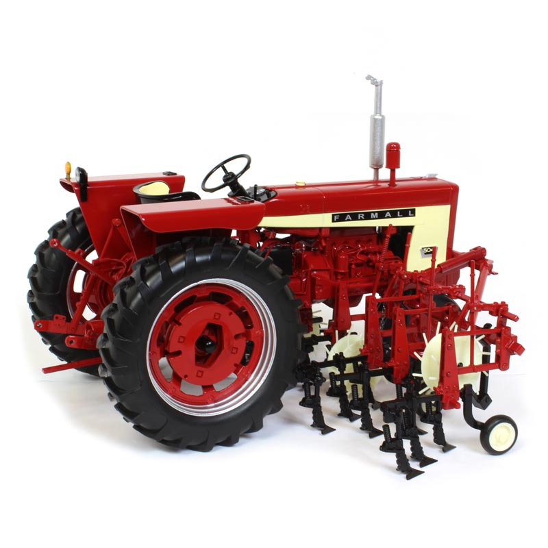 1/16 International Harvester 504 Narrow Front Tractor with 468 Cultivators by SpecCast