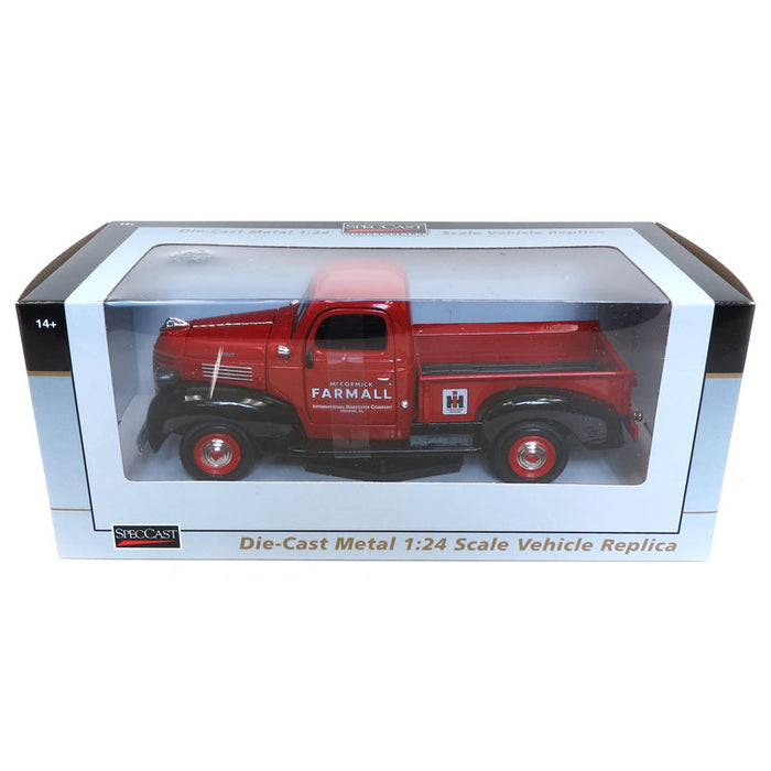 1/24 1941 Plymouth IH Farmall Pickup