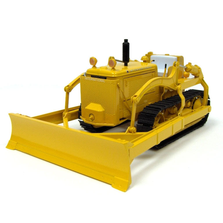1/16 Yellow International Harvester TD-14 Industrial Crawler with Blade & Metal Tracks