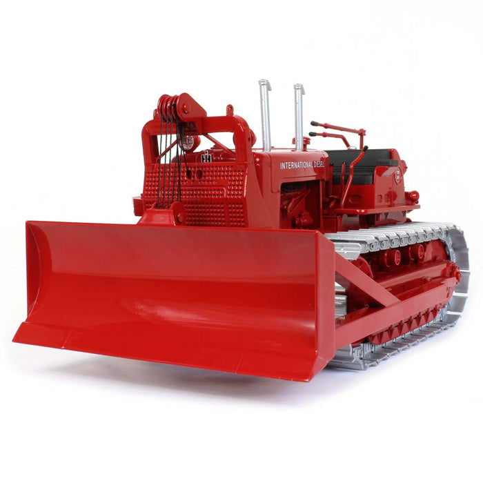 1/25 High Detail International Harvester TD-24 Crawler with Cable Blade