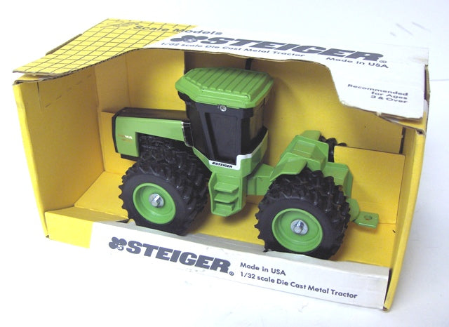 1/32 Steiger Puma 1000 4WD Tractor with Duals by Scale Models