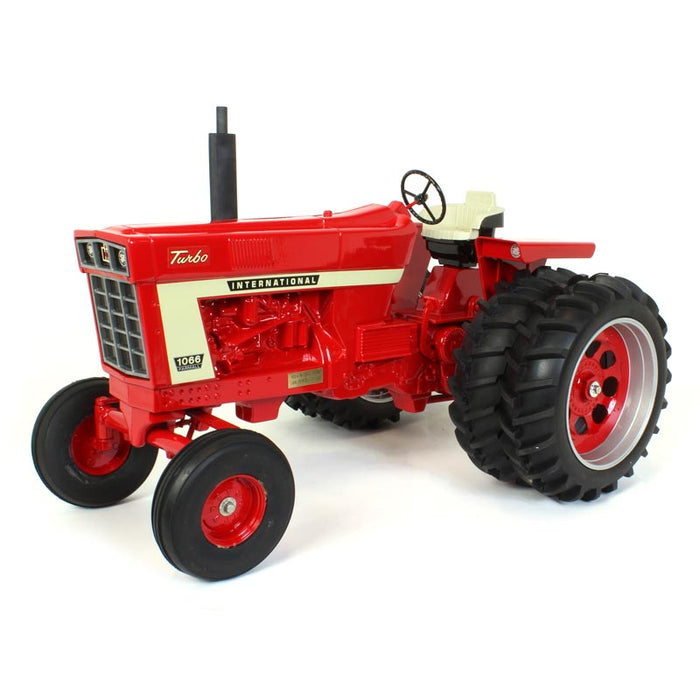 1/8 International Harvester 1066 Wide Front with Duals,  2019 PA Farm Show Edition