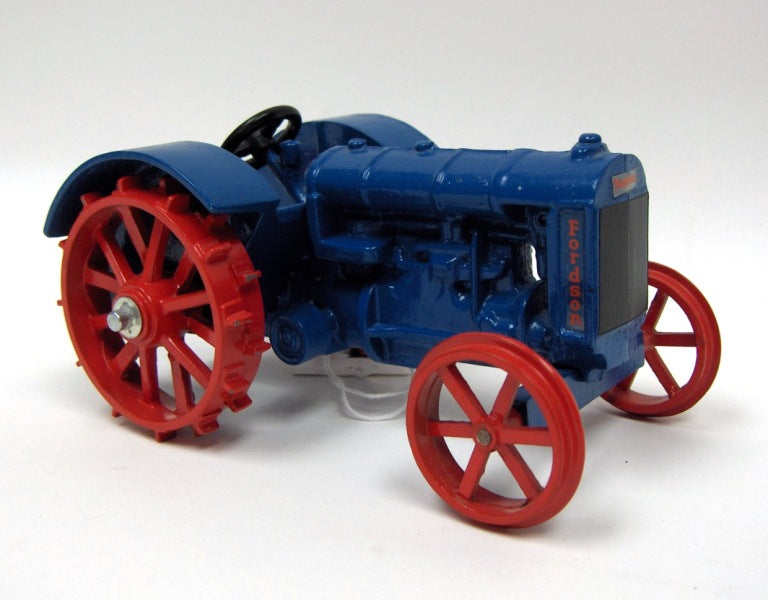 (B&D) 1/16 Fordson Sandcast Tractor with Steel Wheels - No Box