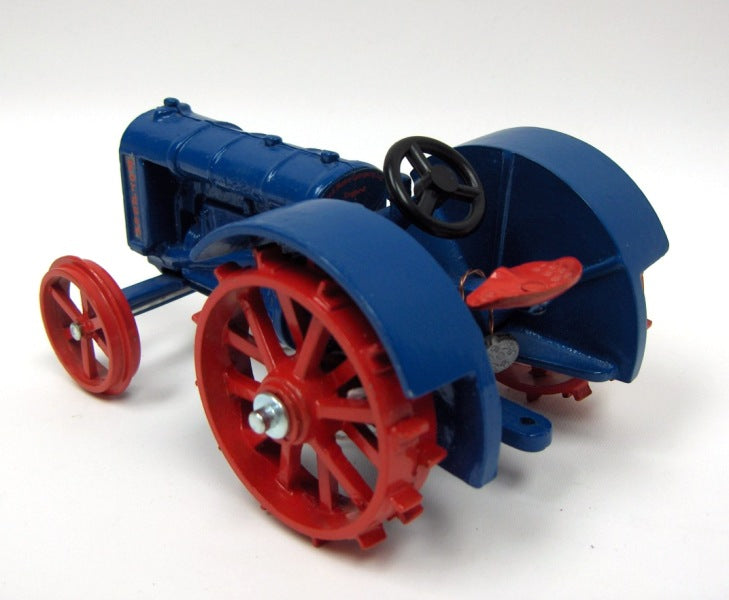 (B&D) 1/16 Fordson Sandcast Tractor with Steel Wheels - No Box