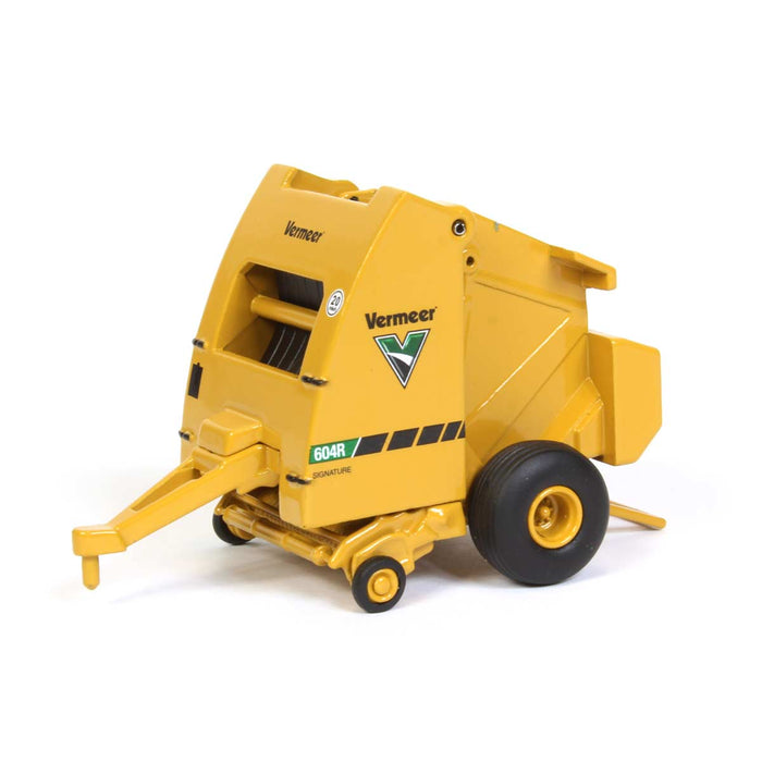 1/64 High Detail Vermeer 604R Round Baler with Bale