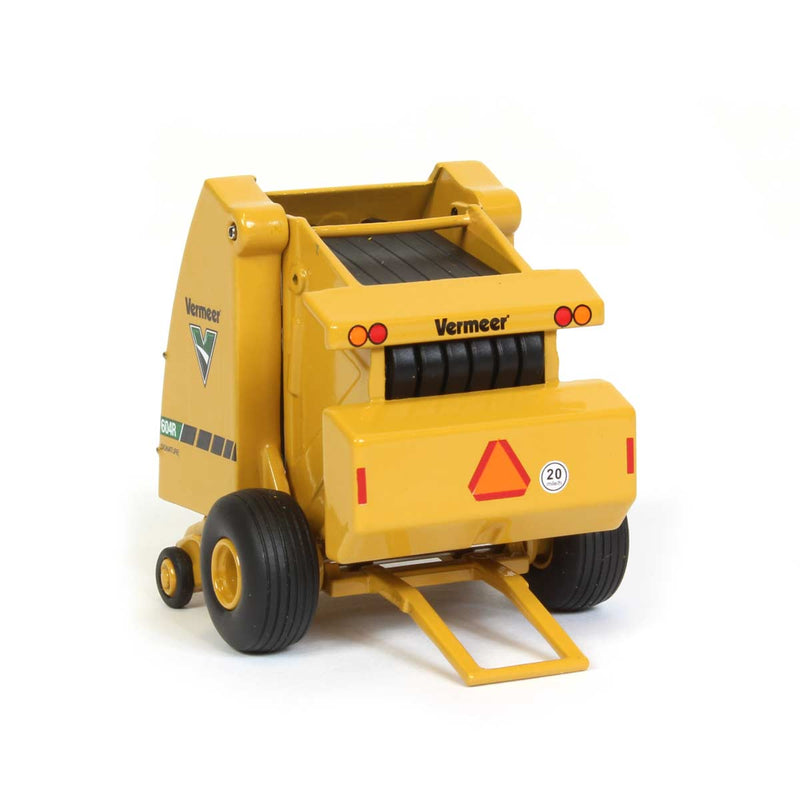 1/64 Vermeer 604R Round Baler with Bale by SpecCast