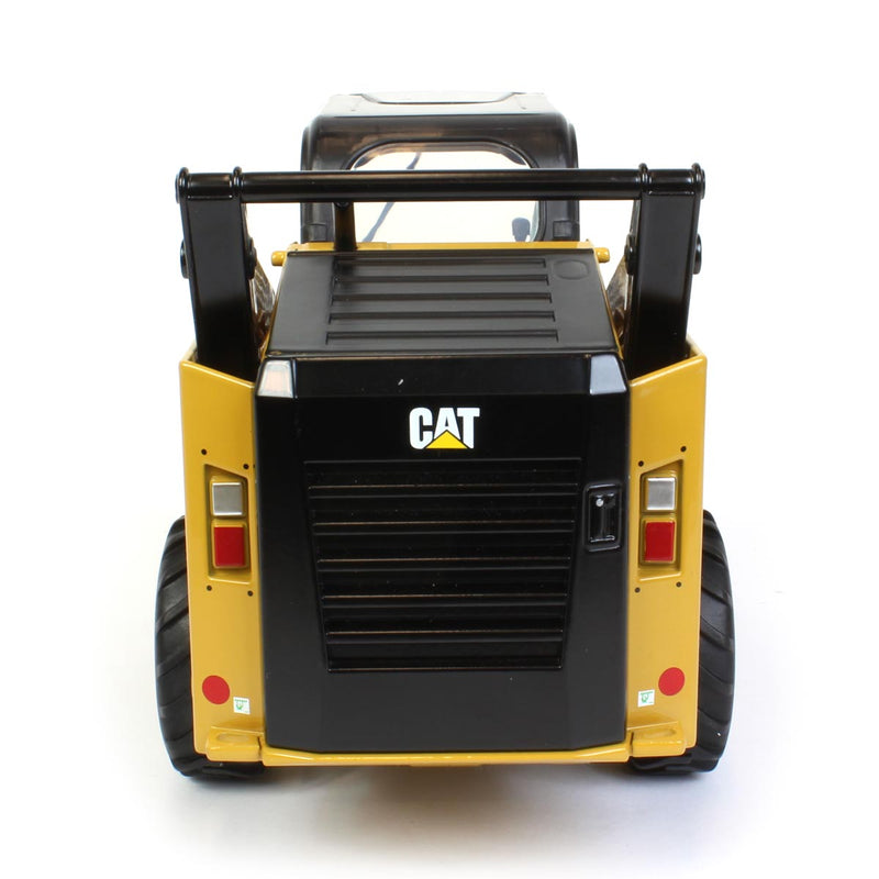 1/16 High Detail Caterpillar 272D2 Skid Steer Loader