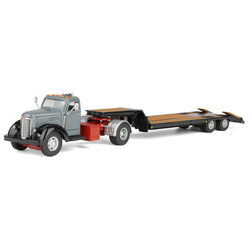 1/50 Gray International KB-8 with Tandem Axle Lowboy Trailer