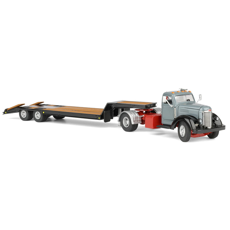 1/50 Gray International KB-8 with Tandem Axle Lowboy Trailer