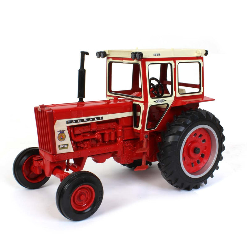 1/16 IH Farmall 806 w/ Hiniker Cab, 2000 Iowa FFA Special Edition
