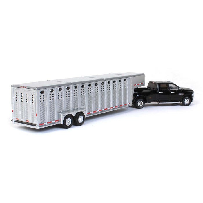 1/64 2018 Ram 3500, Black with Polished Aluminum 3 Hole Gooseneck Livestock Trailer