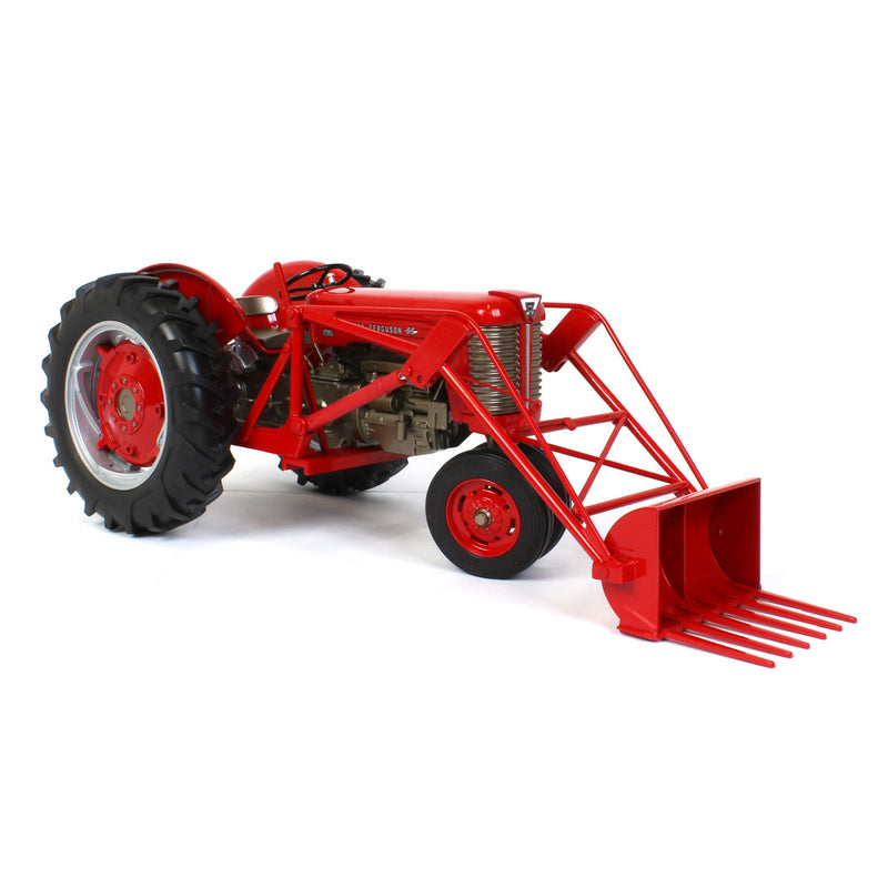 1/16 High Detail Massey Ferguson 65 Diesel Narrow with Front End Loader by SpecCast