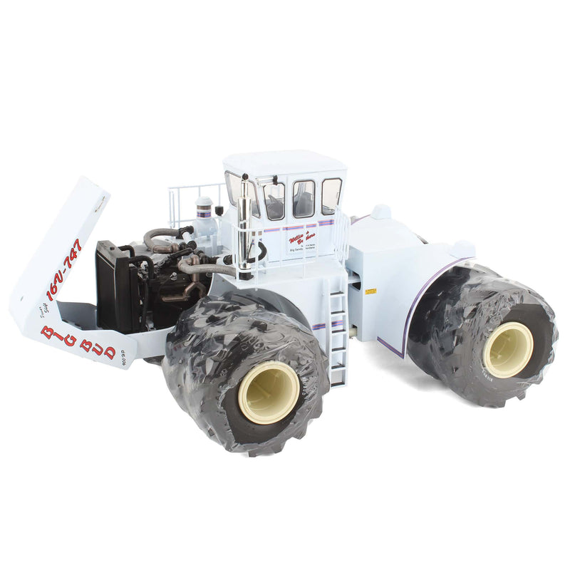 (B&D) 1/32 Big Bud 747 4-Wheel Drive 900 HP Modern Version by DCP - Damaged Item, LOOSE