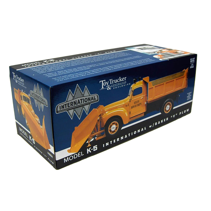 1/16 International K-5 Truck with Snow Plow Blade in High Detail, Limited Edition by Die-Cast Promotions