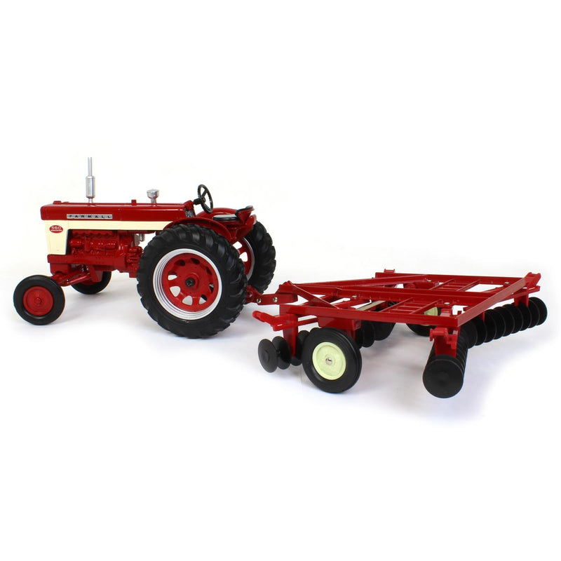 1/16 International Harvester Farmall 560 Wide Front Tractor with Disc by ERTL