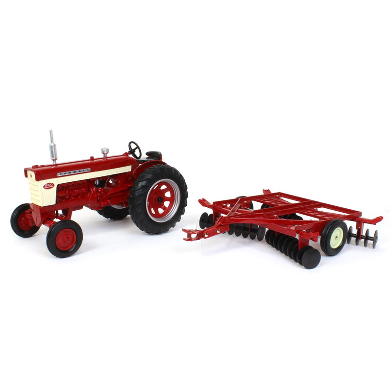 1/16 International Harvester Farmall 560 Wide Front Tractor with Disc by ERTL