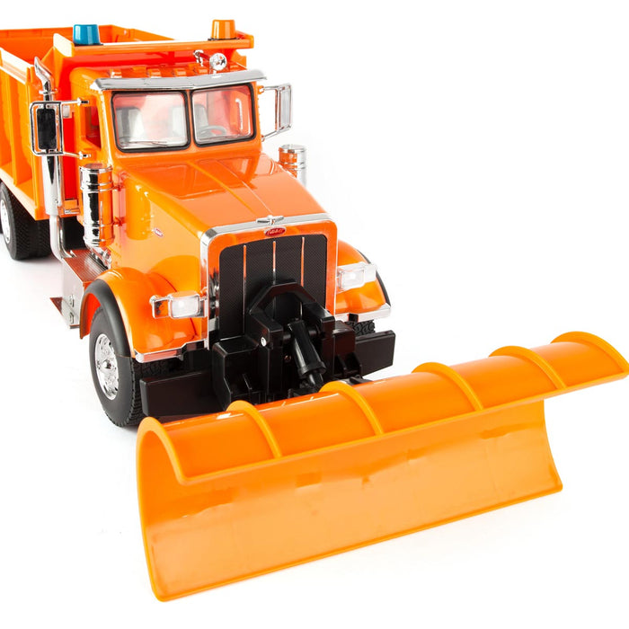 1/16 Big Farm Peterbilt Model 367 DOT Truck with Snow Plow