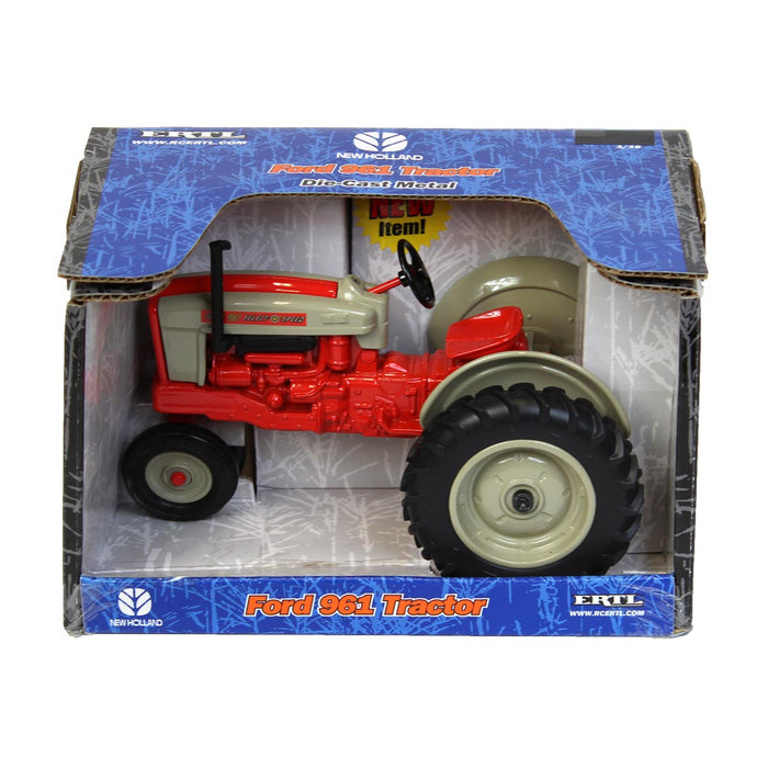 1/16 Ford 961 Narrow Front Tractor by ERTL