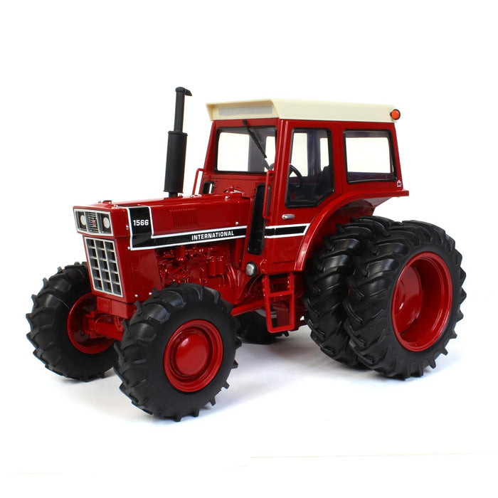 1/16 International Harvester 1566 Black Stripe with Cab, MFD & Duals, ERTL Prestige Collection