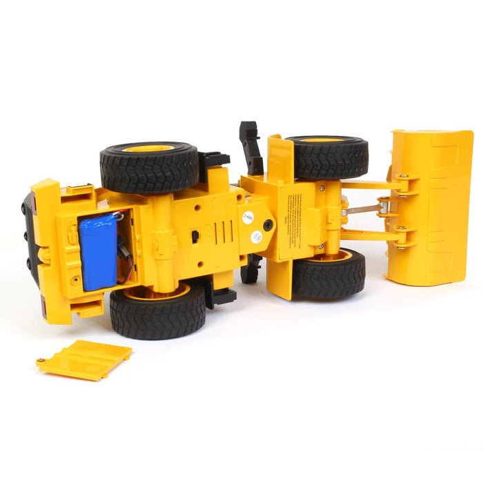 (B&D) 1/24 Radio Control Caterpillar 950M Wheel Loader, Made of Durable Plastic - Damaged Item